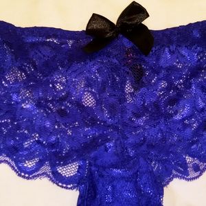B2 - Lingerie - NWT - Dreamgirl undies